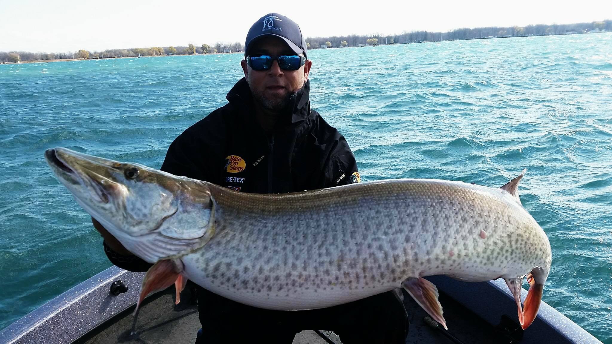 Mike Hulbert Indiana Muskie Fishing Guide Service